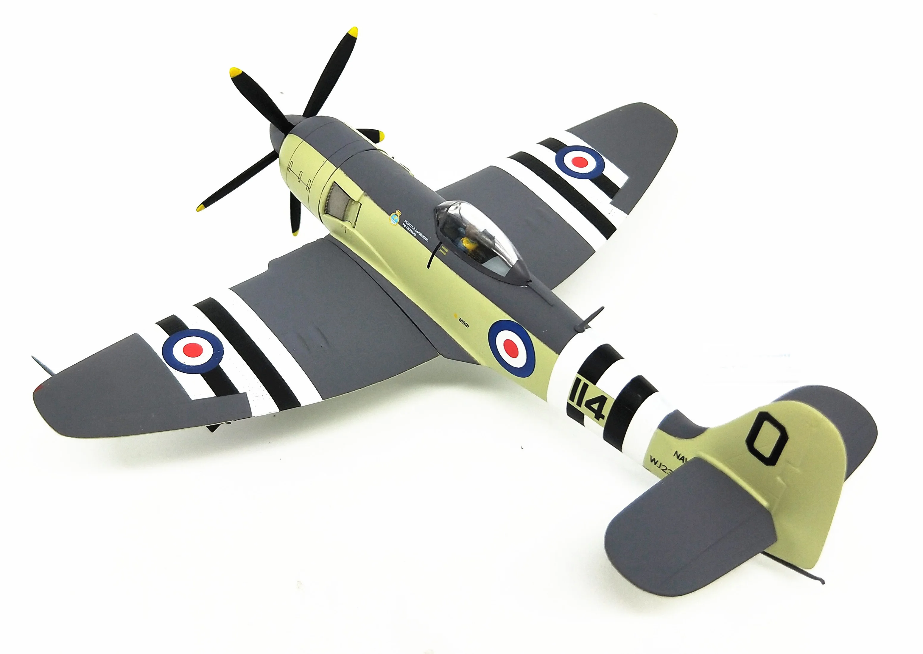 fine 1:72 World War II British fighter aircraft finished product Alloy Aircraft Model Collection
fine 1:72 World War II British fighter aircraft finished product Alloy Aircraft Model Collection