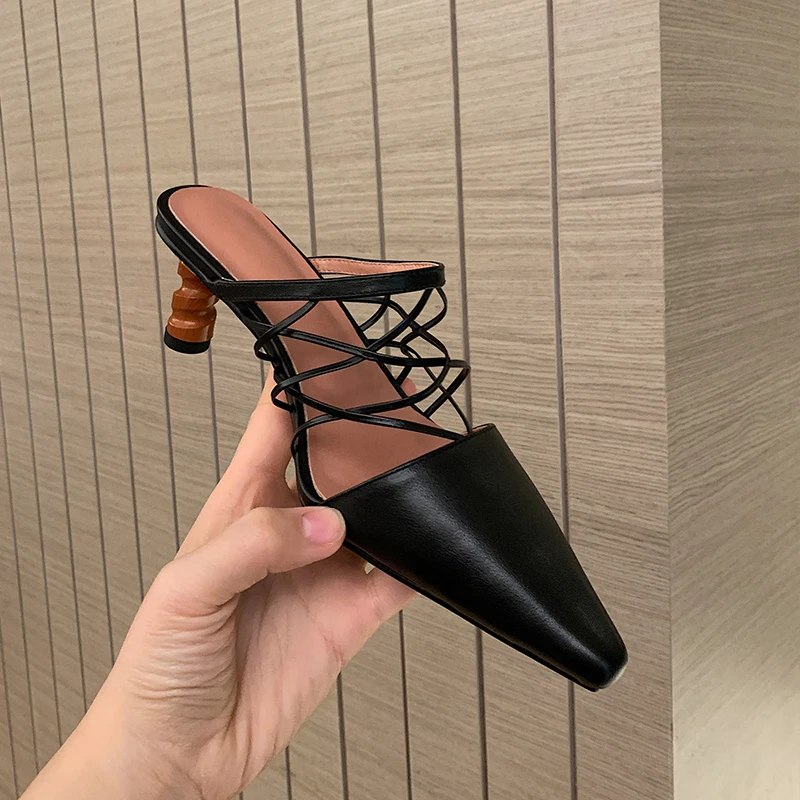 Summer Outdoor Slipper Women party wedding pumps Genuine leather Women Slides poined Toe high heel Slippers Brand Designer
Summer Outdoor Slipper Women party wedding pumps Genuine leather Women Slides poined Toe high heel Slippers Brand Designer