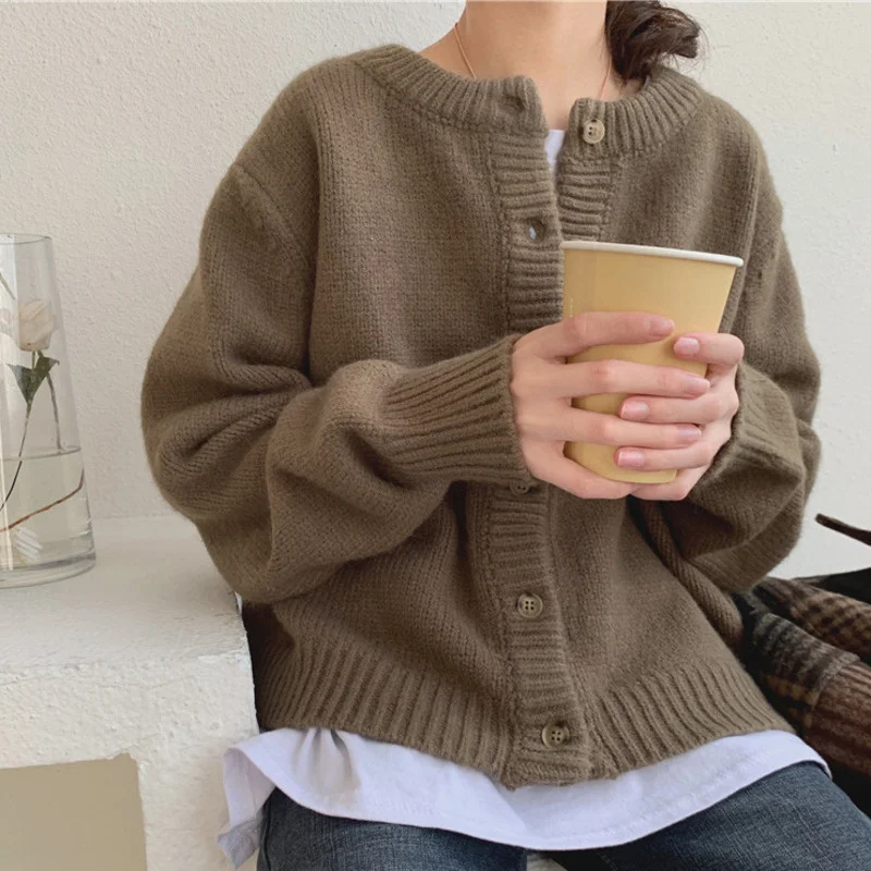 Autumn Winter Casual Gentle Loose Single Breasted Thickened Sweater 2020 Women New Chic Fashion Long Sleeve Knitted Cardigan
Autumn Winter Casual Gentle Loose Single Breasted Thickened Sweater 2020 Women New Chic Fashion Long Sleeve Knitted Cardigan