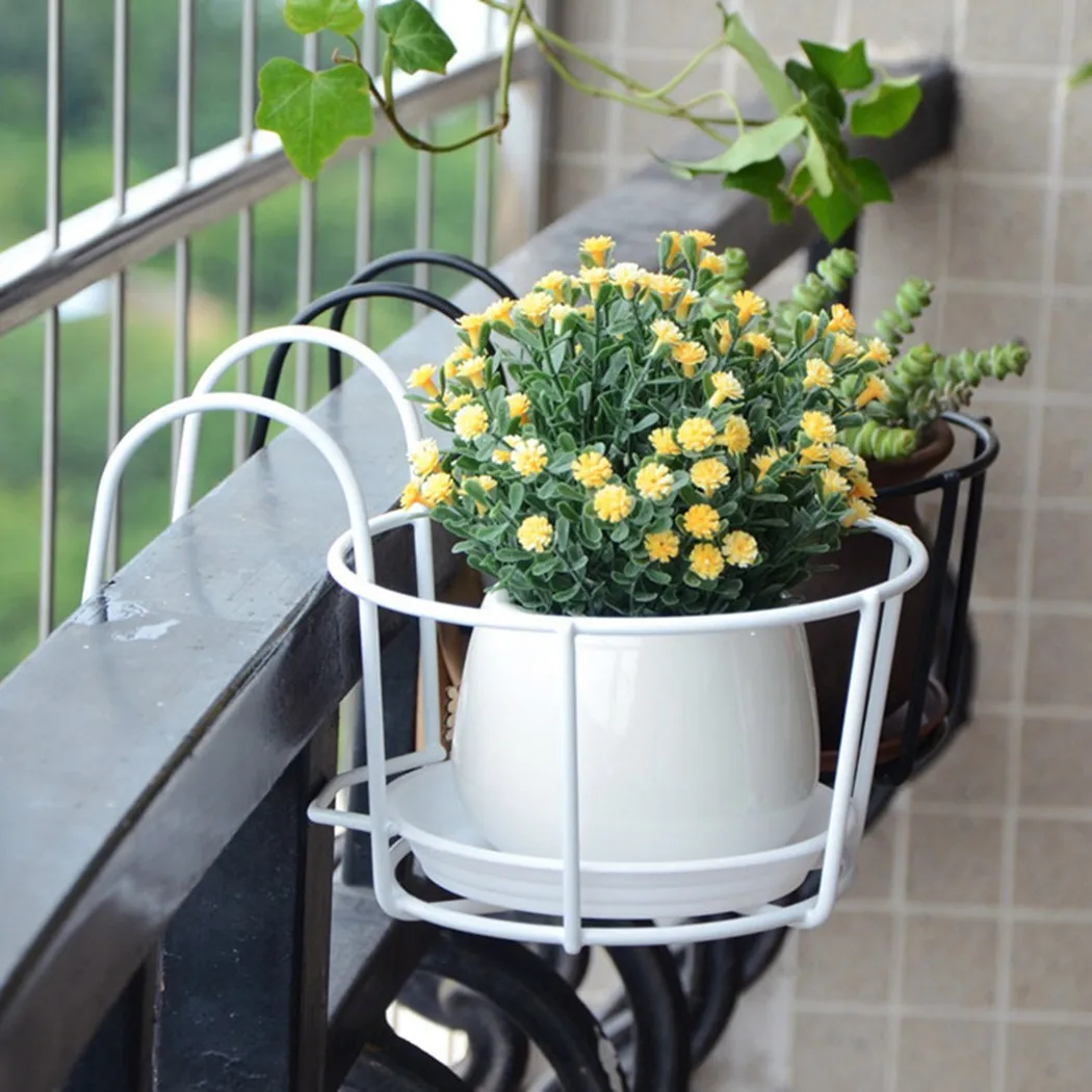 New Garden Hanging Plant Iron Racks Black/ White Round Flower Pot Rack Railing Fence Decor Balcony Porches Railing Hanging Plant
New Garden Hanging Plant Iron Racks Black/ White Round Flower Pot Rack Railing Fence Decor Balcony Porches Railing Hanging Plant