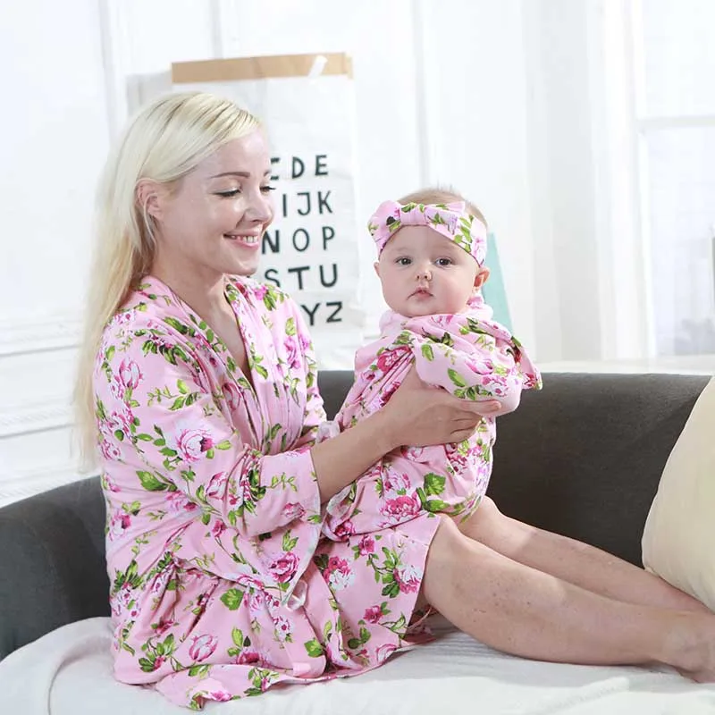 4pcs/set Maternity Robe and Matching Baby Swaddle Blanket+Hat Headband,Stretchy Knitted Delivery Nursing Dress with Pockets Gift
4pcs/set Maternity Robe and Matching Baby Swaddle Blanket+Hat Headband,Stretchy Knitted Delivery Nursing Dress with Pockets Gift