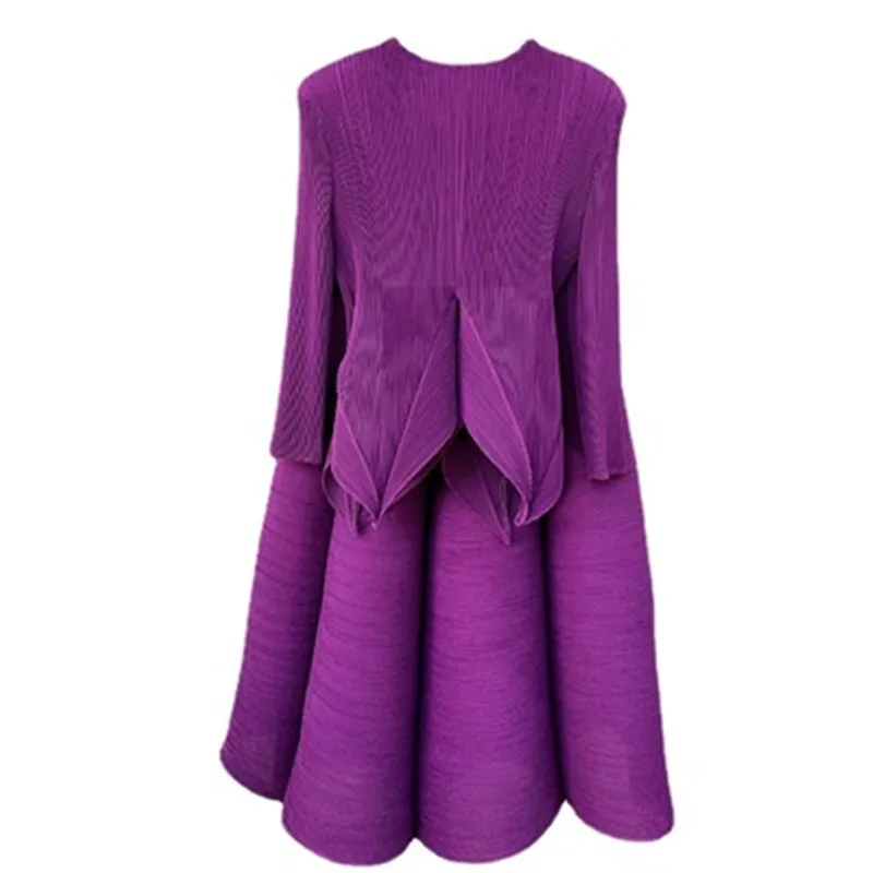 Miyake pleated women's suit fashionable and comfortable flower bud skirt t-shirt two-piece ruffled blouse and pleated lace skirt
Miyake pleated women's suit fashionable and comfortable flower bud skirt t-shirt two-piece ruffled blouse and pleated lace skirt