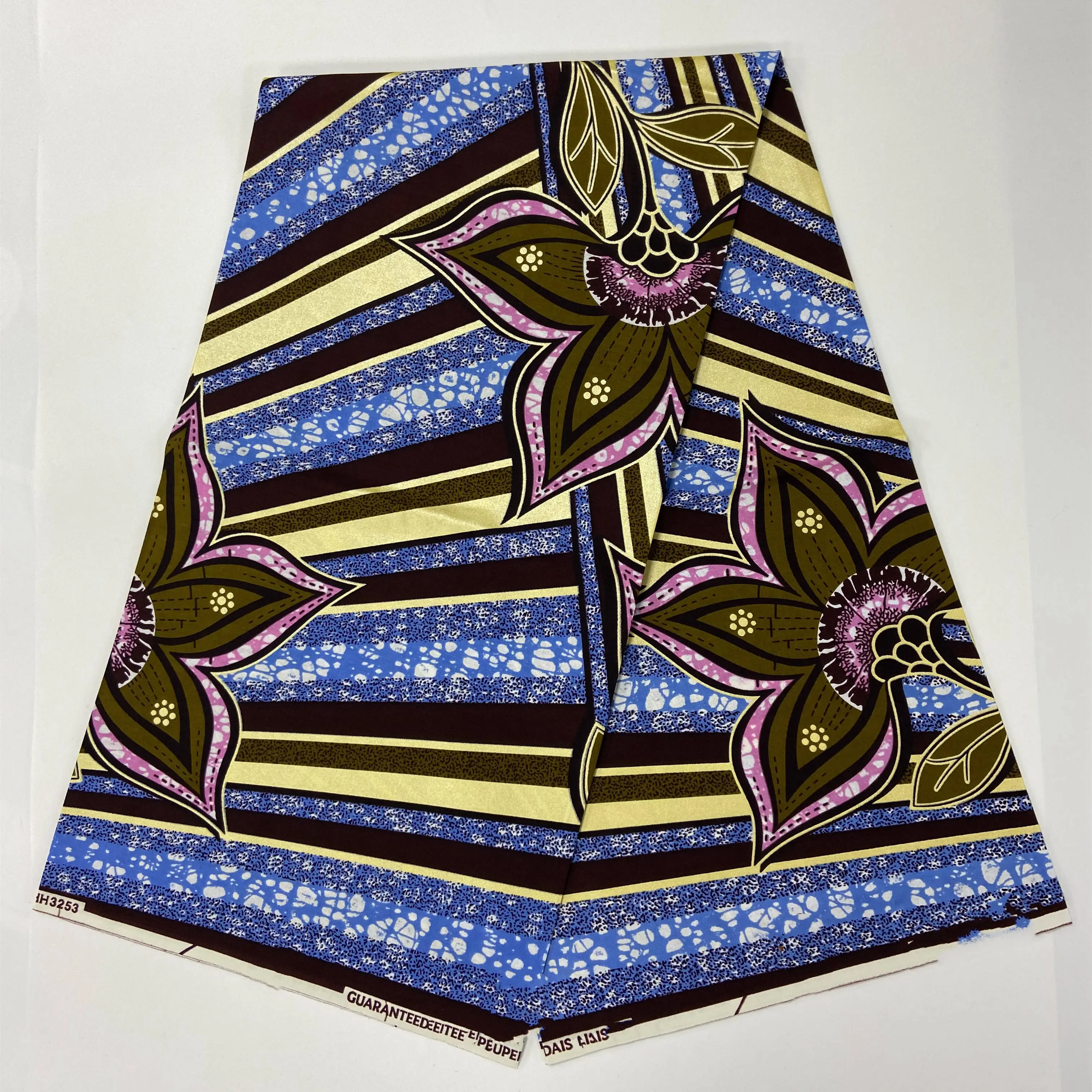 100%Soft Breathable Real Wax African Printed Cotton Fabrics By The Meter Veritable High Quality Ankara Dress Material For Sewing
100%Soft Breathable Real Wax African Printed Cotton Fabrics By The Meter Veritable High Quality Ankara Dress Material For Sewing
