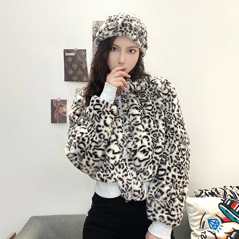 2020 Furry Faux Fur Coat Women Rabbit Fur Fluffy Warm Sexy Leopard Female Outerwear Winter Jacket Overcoat Attach Chic Bag Cap
2020 Furry Faux Fur Coat Women Rabbit Fur Fluffy Warm Sexy Leopard Female Outerwear Winter Jacket Overcoat Attach Chic Bag Cap