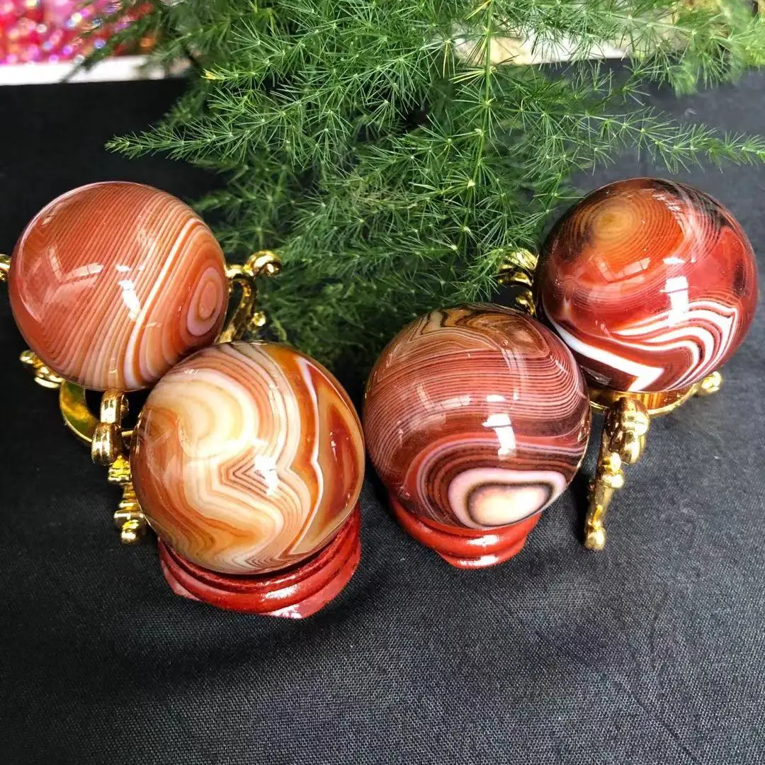 Natural Sardonyx Agate Crystal ball Carnelian Quartz sphere Orb Gem Stone Healing 30-35mm
Natural Sardonyx Agate Crystal ball Carnelian Quartz sphere Orb Gem Stone Healing 30-35mm