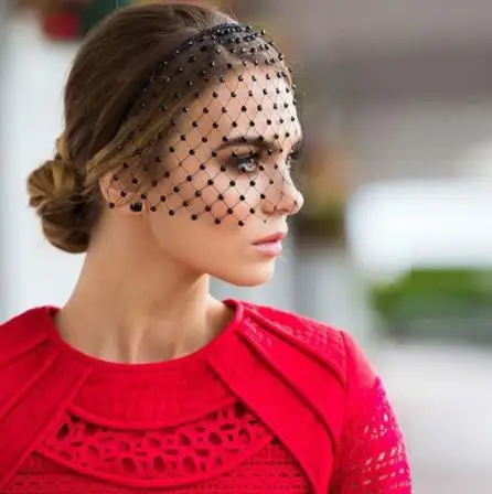 Headband Veil for Bridal Crystal Birdcage Black Face Net Mask Hair Jewelry Accessories Veils Charming Wedding Fascinators
Headband Veil for Bridal Crystal Birdcage Black Face Net Mask Hair Jewelry Accessories Veils Charming Wedding Fascinators