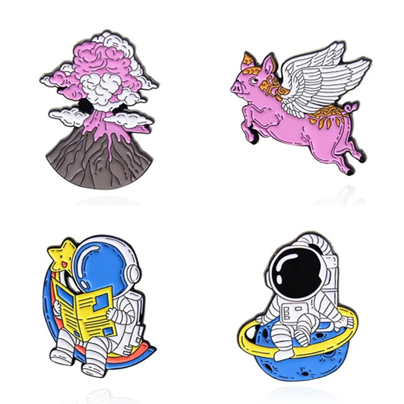 

Cartoons Astronaut Lapel Pins Cute Pink Pig Anime Badges Women's Fashion Enamel Brooches For Backpack Metal Decorative Hijab Pin