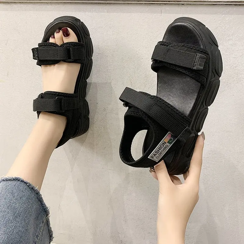 2021 Women Summer New Sandals Platform Fashion Shoes Fashion Sandal 3.5cm Heel Hook Loop Non-slip Black Basic Plus Size 35-40
2021 Women Summer New Sandals Platform Fashion Shoes Fashion Sandal 3.5cm Heel Hook Loop Non-slip Black Basic Plus Size 35-40
