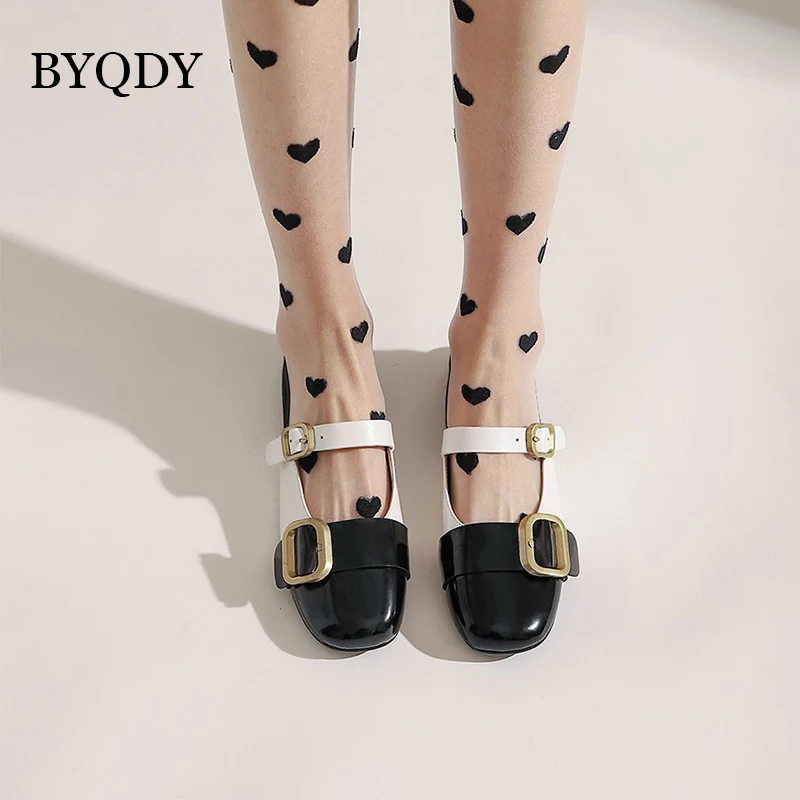 BYQDY Spring Women Shoes Flat Heels 1.5CM Ladies Design Metal Buckle Round Toe Work Soft Leather Flat Heel Pumps For Girls
BYQDY Spring Women Shoes Flat Heels 1.5CM Ladies Design Metal Buckle Round Toe Work Soft Leather Flat Heel Pumps For Girls