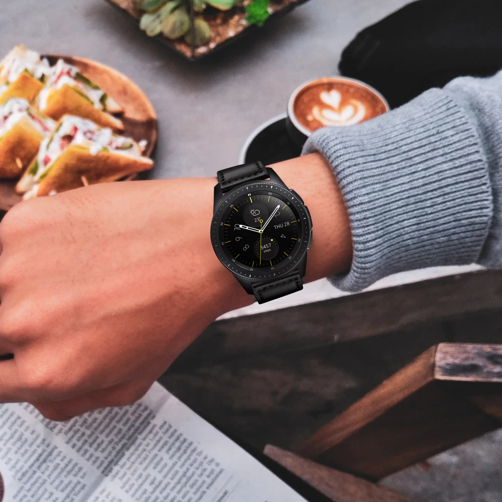 Черный кожаный ремешок с металлической застежкой для Samsung Galaxy Watch Active 2 44 мм 40