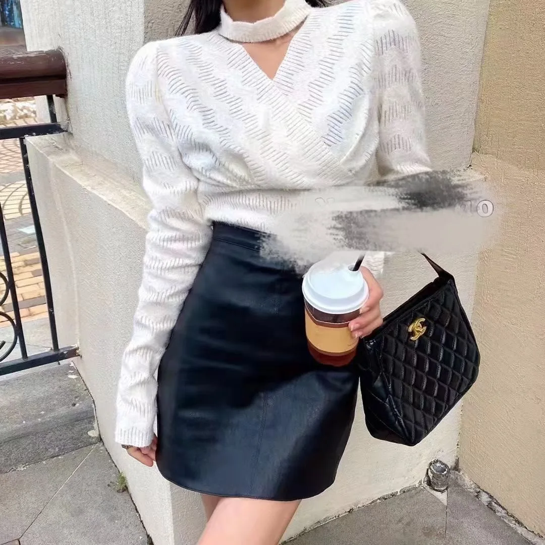 2022 Spring and Autumn Women New Style Blouse Lace Halter Neck Top Cross V-neck Pullover Design Bottoming T-shirt
2022 Spring and Autumn Women New Style Blouse Lace Halter Neck Top Cross V-neck Pullover Design Bottoming T-shirt