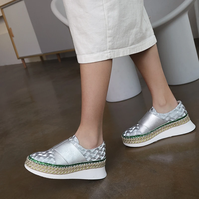 Steinmeier New Simple Style Full Grain Leather Thick Bottom Round Toe High Heel Slip On Deep Mouth Women Pumps
Steinmeier New Simple Style Full Grain Leather Thick Bottom Round Toe High Heel Slip On Deep Mouth Women Pumps