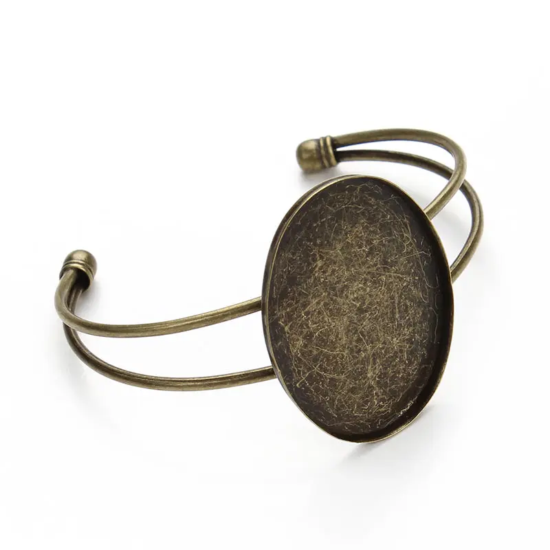 High Quality 1 pcs Bracelet Case 40*30mm Oval Bangle Blanks Trays bezel Bronze Color Cabochon Base Cameo Bracelet Blank 
High Quality 1 pcs Bracelet Case 40*30mm Oval Bangle Blanks Trays bezel Bronze Color Cabochon Base Cameo Bracelet Blank