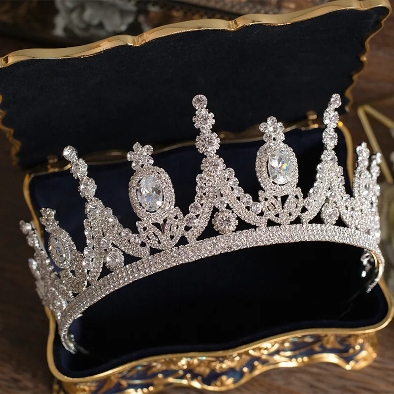 Luxury Tiaras And Crowns CZ Zirconia Princess Pageant Engagement Headband Wedding Hair Accessories Evening Dress Bridal Jewelry
Luxury Tiaras And Crowns CZ Zirconia Princess Pageant Engagement Headband Wedding Hair Accessories Evening Dress Bridal Jewelry