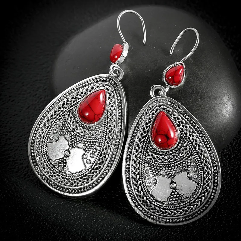

Milangirl Vintage Ladies Antique Silver Color Oval Shaped Inlaid Red Female Metal Dangle Earrings for Party Jewelry