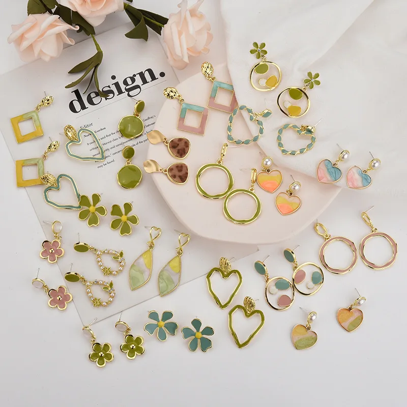 Minar Enamel Gold Metallic Pearl Earrings Fashion Multiple Love Heart Flower Waterdrop Dangle Earrings for Women Girls Jewelry
Minar Enamel Gold Metallic Pearl Earrings Fashion Multiple Love Heart Flower Waterdrop Dangle Earrings for Women Girls Jewelry