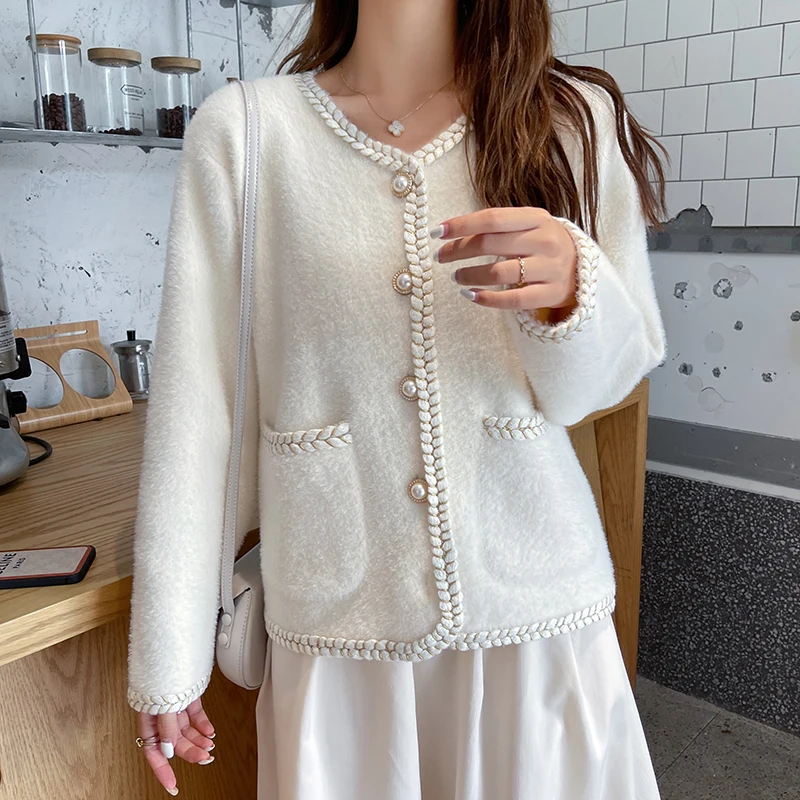 Sweater jacket women's early autumn 2021 new loose-fitting small fragrant knit cardigan jacket women
Sweater jacket women's early autumn 2021 new loose-fitting small fragrant knit cardigan jacket women