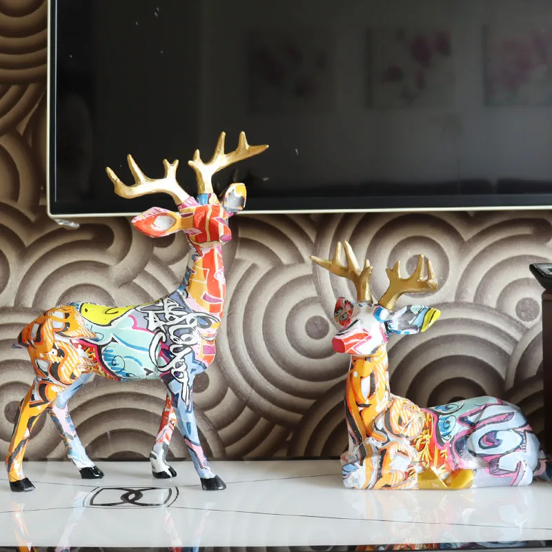 

2Pcs/Lot Resin Sculpture Elk Deer Statue Tabletop Ornaments Housewarming Gifts Abstract Lucky Deer Ornament Home Room Decoration