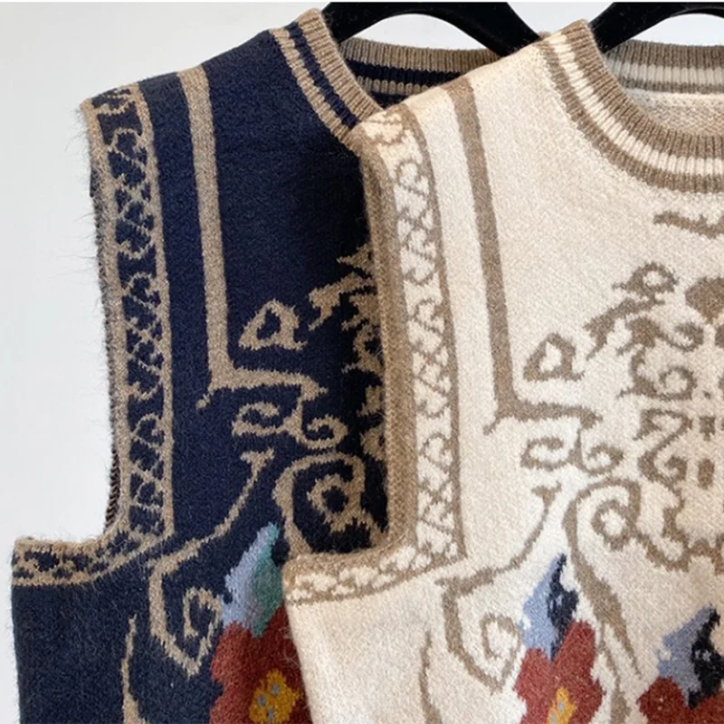 Sleeveless Knitted Vest Women Outer Wear Waistcoat 2021 Spring and Autumn New Fashion Retro Sweater Vest O-neck Loose Waistcoat
Sleeveless Knitted Vest Women Outer Wear Waistcoat 2021 Spring and Autumn New Fashion Retro Sweater Vest O-neck Loose Waistcoat