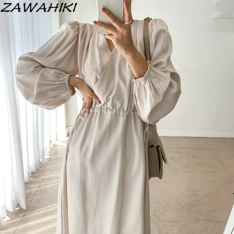 ZAWAHIKI Female Dresses French Temperament V Neck Cross Drawstring Femme Robe High Waist Solid Color Long Puff Sleeve Dress
ZAWAHIKI Female Dresses French Temperament V Neck Cross Drawstring Femme Robe High Waist Solid Color Long Puff Sleeve Dress