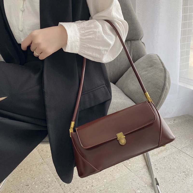 LYKANEFU Women's Shoulder Bags Small Handbag with Lock Top Handles Baguette Bag Lady Sac Leather Handbag Designer High Quality
LYKANEFU Women's Shoulder Bags Small Handbag with Lock Top Handles Baguette Bag Lady Sac Leather Handbag Designer High Quality