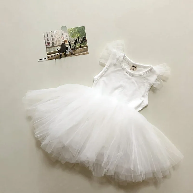 2021 Spring and Summer Girls' Korean Children's Wear Baby Solid Color Flying Sleeve Jumpsuit Princess Gauze Skirt Set June-24
2021 Spring and Summer Girls' Korean Children's Wear Baby Solid Color Flying Sleeve Jumpsuit Princess Gauze Skirt Set June-24