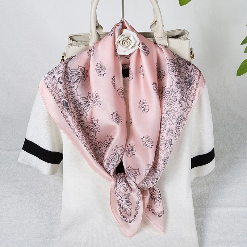 Square Silk Scarf Women Fashion Print Small Neck Scarfs Office Lady Hair Band Foulard Hand Kerchief Female Bandana Shawl 2020
Square Silk Scarf Women Fashion Print Small Neck Scarfs Office Lady Hair Band Foulard Hand Kerchief Female Bandana Shawl 2020