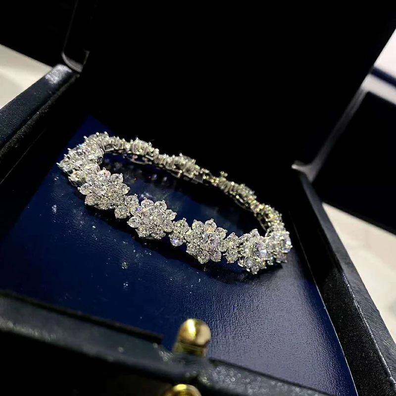 S925 Sterling Silver Luxury Sparkling Full Diamond Sun Flower High Carbon Diamond Bracelet For Women Wedding Party Fine Jewelry
S925 Sterling Silver Luxury Sparkling Full Diamond Sun Flower High Carbon Diamond Bracelet For Women Wedding Party Fine Jewelry