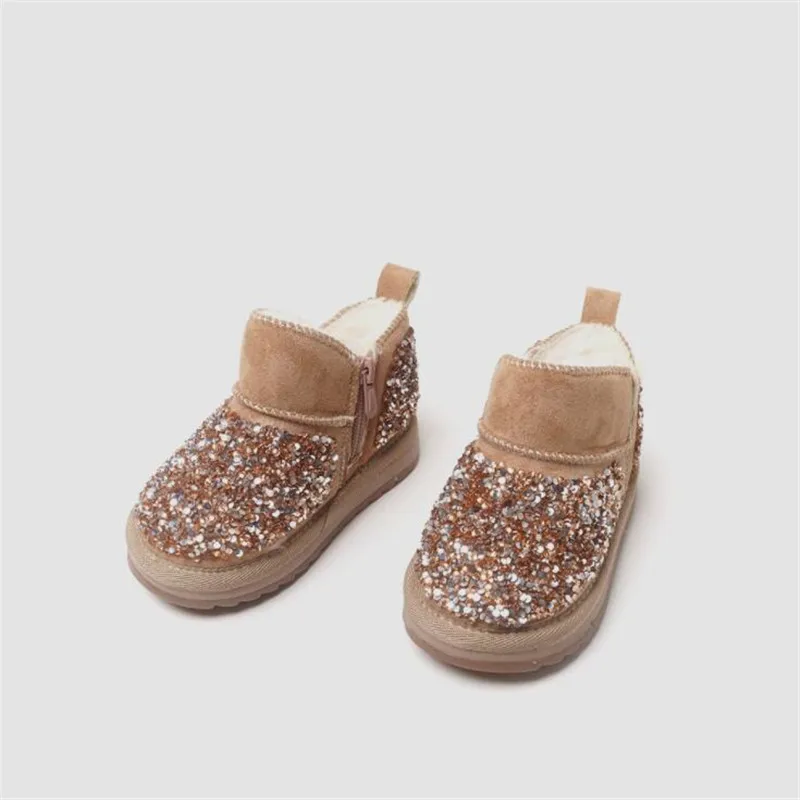 Sequined Children Snow Boots 2021 Winter New Style 1-3 Years Old Girls Big Cotton Mid High Top kids Shoes
Sequined Children Snow Boots 2021 Winter New Style 1-3 Years Old Girls Big Cotton Mid High Top kids Shoes