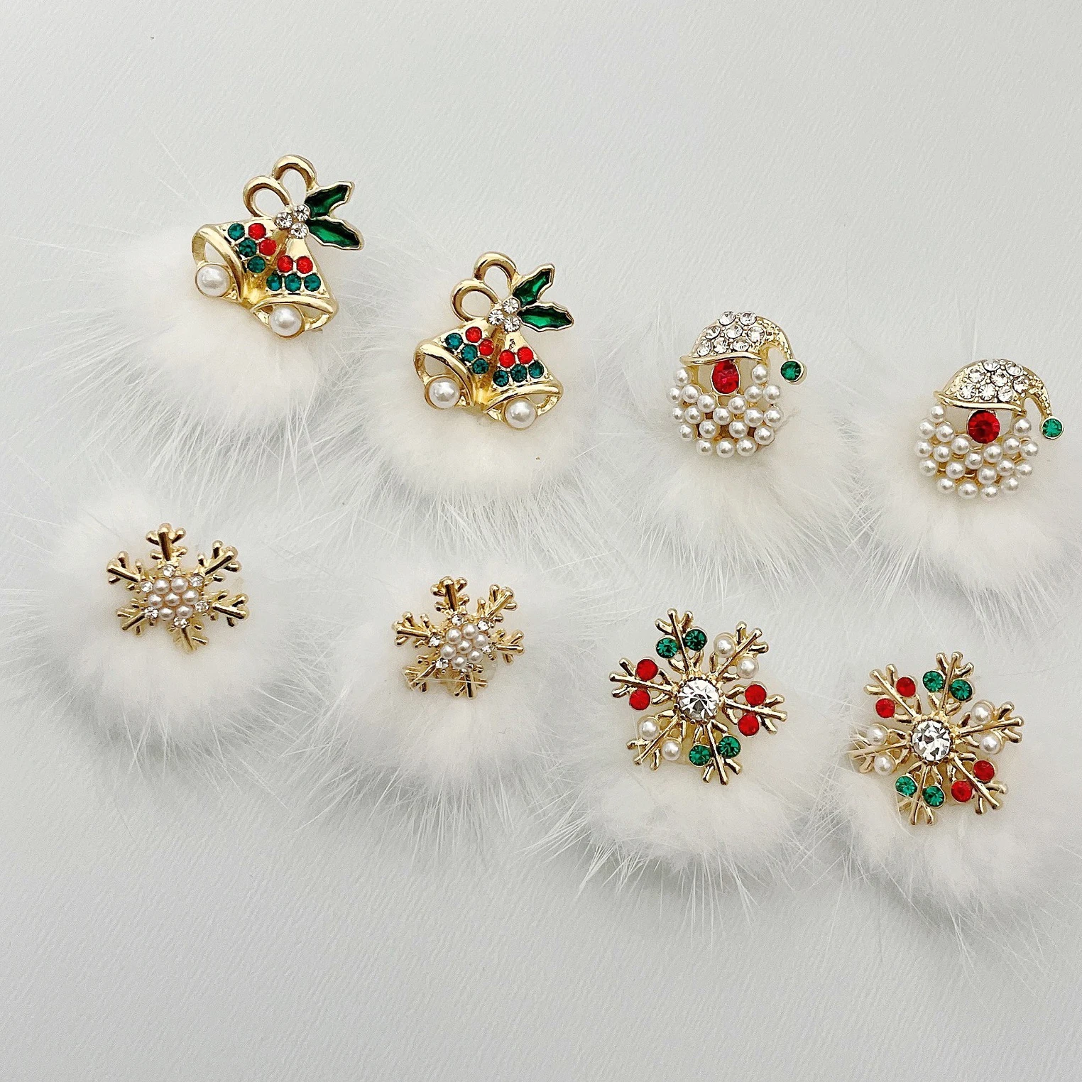 New Year Gift Winter Ball Bell Snow Snowflake Christmas Hat Earrings for Women Jewelry Boucle Oreille Femme Pendientes Wholesale
New Year Gift Winter Ball Bell Snow Snowflake Christmas Hat Earrings for Women Jewelry Boucle Oreille Femme Pendientes Wholesale