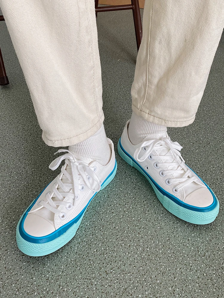 2021 spring and autumn new women's contrast color low-top canvas shoes all-match cute Japanese Harajuku casual shoes
2021 spring and autumn new women's contrast color low-top canvas shoes all-match cute Japanese Harajuku casual shoes
