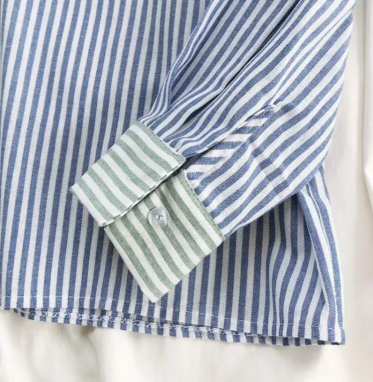 Autumn personality color matching striped turn-down collar loose long-sleeved shirt
Autumn personality color matching striped turn-down collar loose long-sleeved shirt