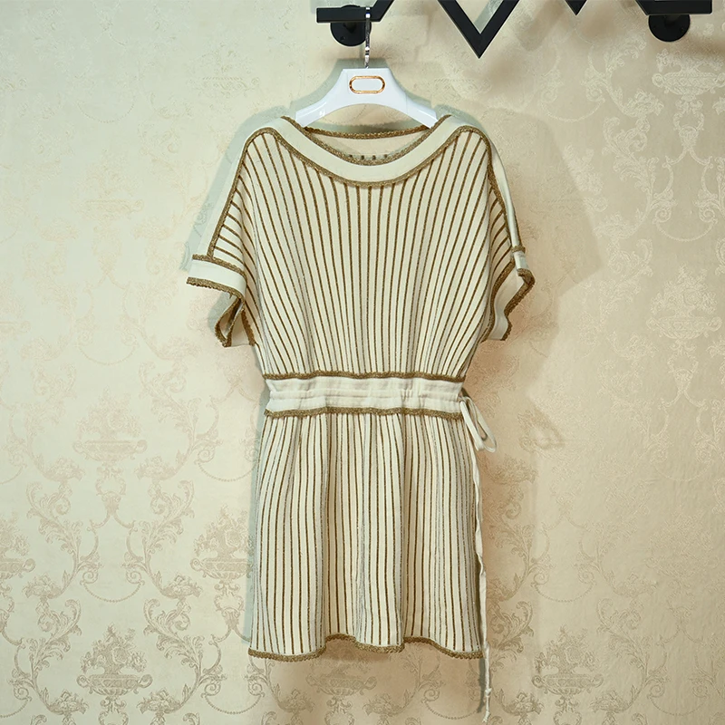 Luxury Brand Designer Knitted Dress for Women Vintage Gold Thread Stripe Knitted Dress 
Luxury Brand Designer Knitted Dress for Women Vintage Gold Thread Stripe Knitted Dress