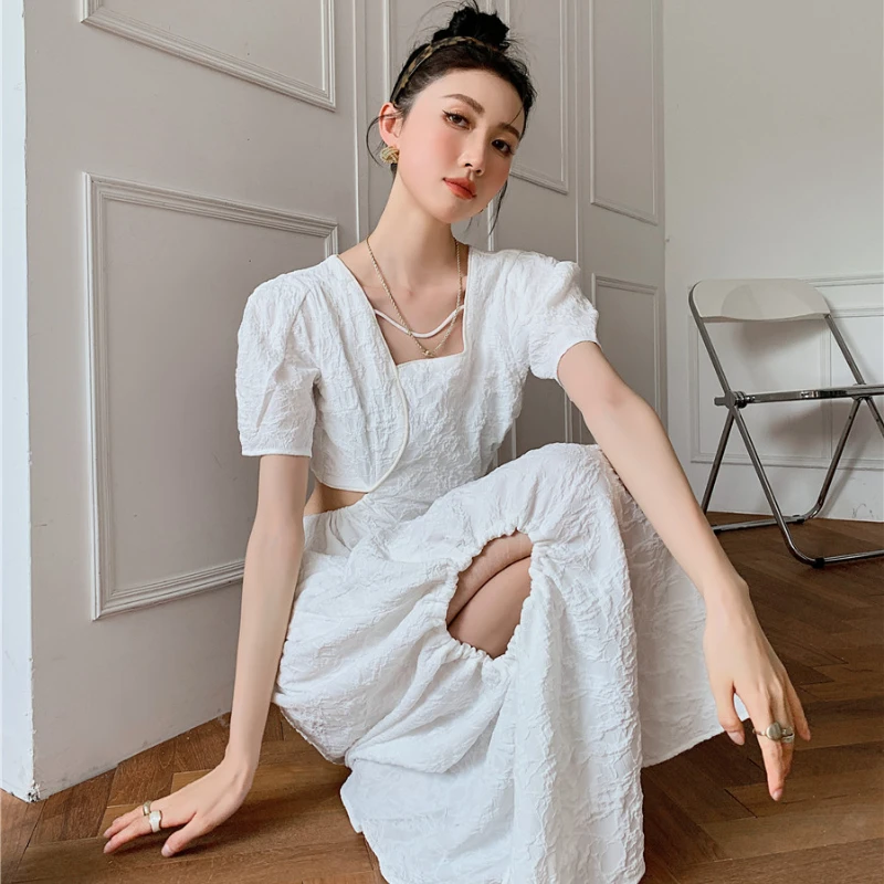 Kimotimo Vintage White Dress Women Summer Ins Designer Three-dimensional Folds Backless Holiday Jacquard Heavy Industry Dress
Kimotimo Vintage White Dress Women Summer Ins Designer Three-dimensional Folds Backless Holiday Jacquard Heavy Industry Dress