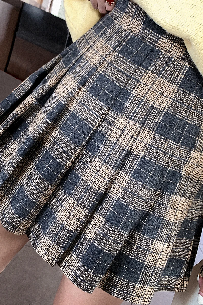 Women's Blue Brown Plaid Skirt Harajuku Gothic Plaid Trendy High-waisted Fall Skirts Korean Style Mujer Faldas
Women's Blue Brown Plaid Skirt Harajuku Gothic Plaid Trendy High-waisted Fall Skirts Korean Style Mujer Faldas
