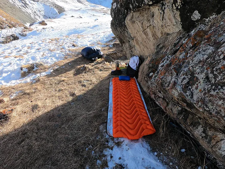 Tent Air Bed Outdoor Camping Mat Air Mattress Inflatable Ultralight Sleeping Pad
Tent Air Bed Outdoor Camping Mat Air Mattress Inflatable Ultralight Sleeping Pad