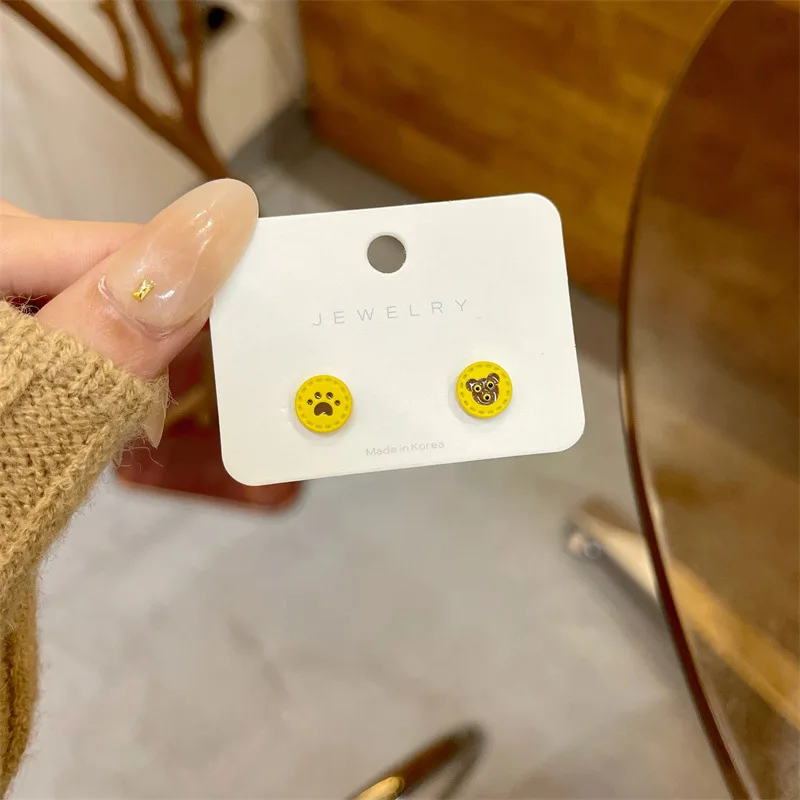 Exquisite Cute Asymmetric Girls Clip on Earrings Little Cute Sweet Bear Earrings Luxury Aesthetic Jewelry
Exquisite Cute Asymmetric Girls Clip on Earrings Little Cute Sweet Bear Earrings Luxury Aesthetic Jewelry