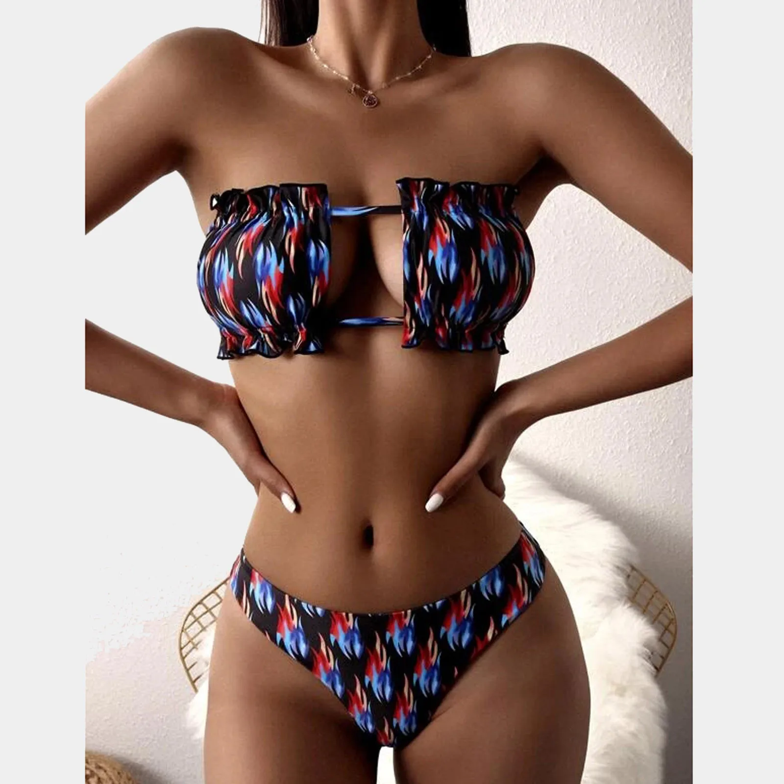 Women's Swimsuits 2021sexy Micro Bikiniwomen Sexy Geometric Style Fire Print Bandeau Tie Side Swimsuit Bikini Beachwear Swimwear
Women's Swimsuits 2021sexy Micro Bikiniwomen Sexy Geometric Style Fire Print Bandeau Tie Side Swimsuit Bikini Beachwear Swimwear
