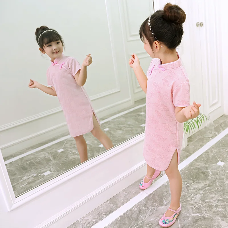 Baby Girls Chinese Style QiPao Dress Brand Floral Cheongsam for Girls Kids Performance Costume
Baby Girls Chinese Style QiPao Dress Brand Floral Cheongsam for Girls Kids Performance Costume