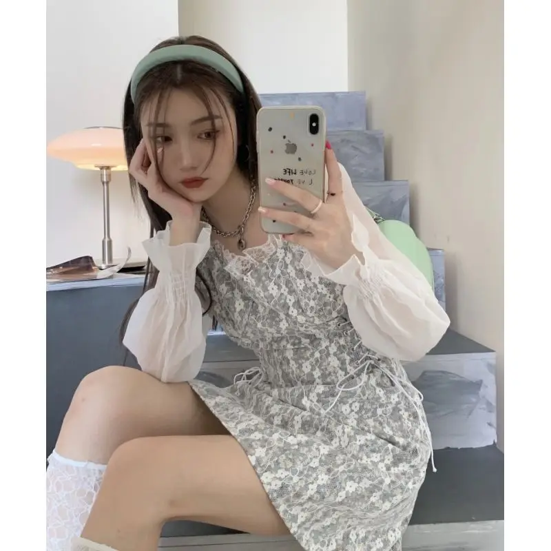 Broken flower sweet dress women's summer 2021 new super fairy lace splicing small fresh skirt fashion
Broken flower sweet dress women's summer 2021 new super fairy lace splicing small fresh skirt fashion