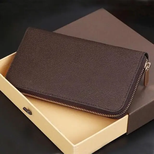 2020 new fashion real leather wallet 3A quality zippy wallet with dust bag and box free shipping
2020 new fashion real leather wallet 3A quality zippy wallet with dust bag and box free shipping