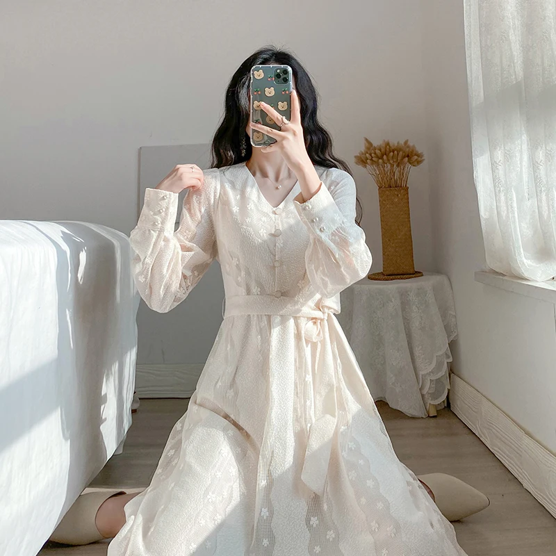 Women Elegant Lace Dress 2020 Spring Autumn Fashion Female V-neck Solid Vintage Party Dresses Long Sleeve Casual A-line Vestido
Women Elegant Lace Dress 2020 Spring Autumn Fashion Female V-neck Solid Vintage Party Dresses Long Sleeve Casual A-line Vestido