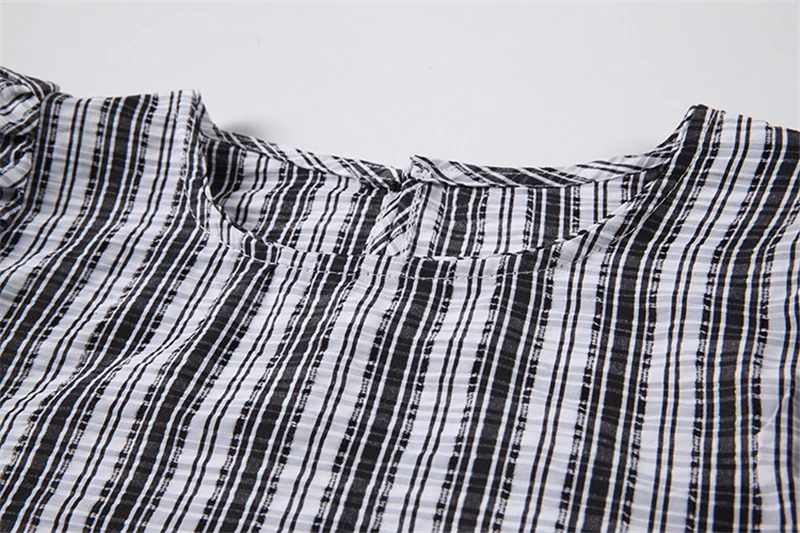 Qeils Women Fashion Two Piece Plaid Dress Long Sleeve Round Collar Vintage Korean Style Mori Girl Autumn Casual Elegant Dresses
Qeils Women Fashion Two Piece Plaid Dress Long Sleeve Round Collar Vintage Korean Style Mori Girl Autumn Casual Elegant Dresses