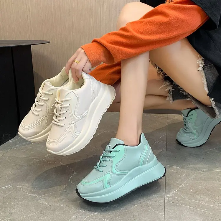 Sneakers Women Platform Flats Femme Luxe Leather Ladies Casual Sport Shoes White Black For Autumn Winter 2021
Sneakers Women Platform Flats Femme Luxe Leather Ladies Casual Sport Shoes White Black For Autumn Winter 2021