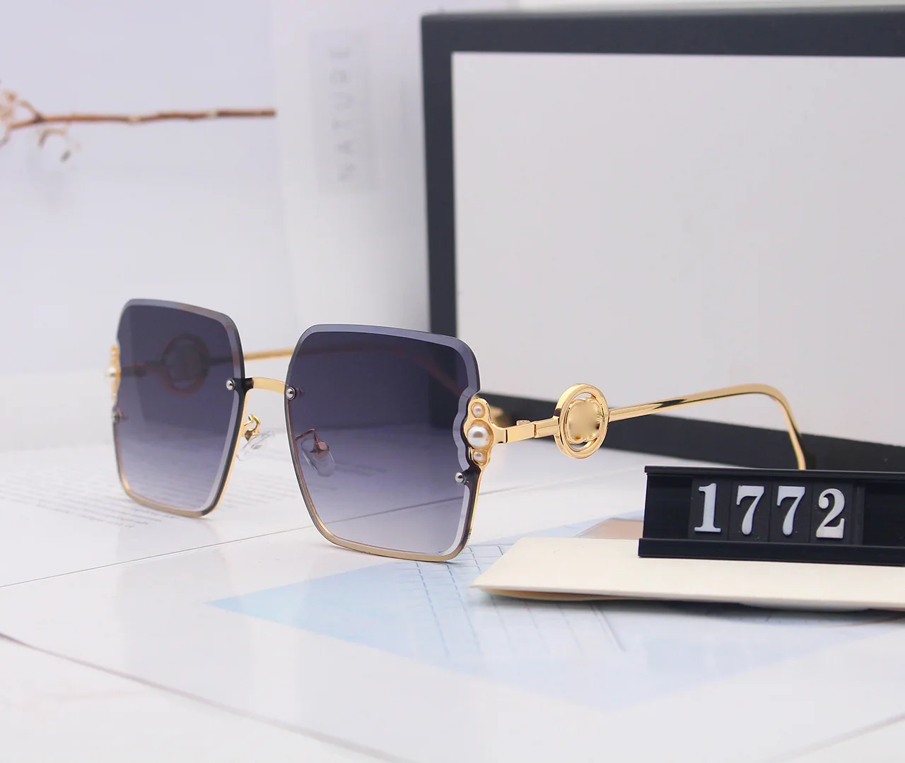 Original Designer Brand Rimless Polarized Sunglasses Women Men Driving Trimming Photochromic Shades Glasses Fashion Eyewear Gift
Original Designer Brand Rimless Polarized Sunglasses Women Men Driving Trimming Photochromic Shades Glasses Fashion Eyewear Gift
