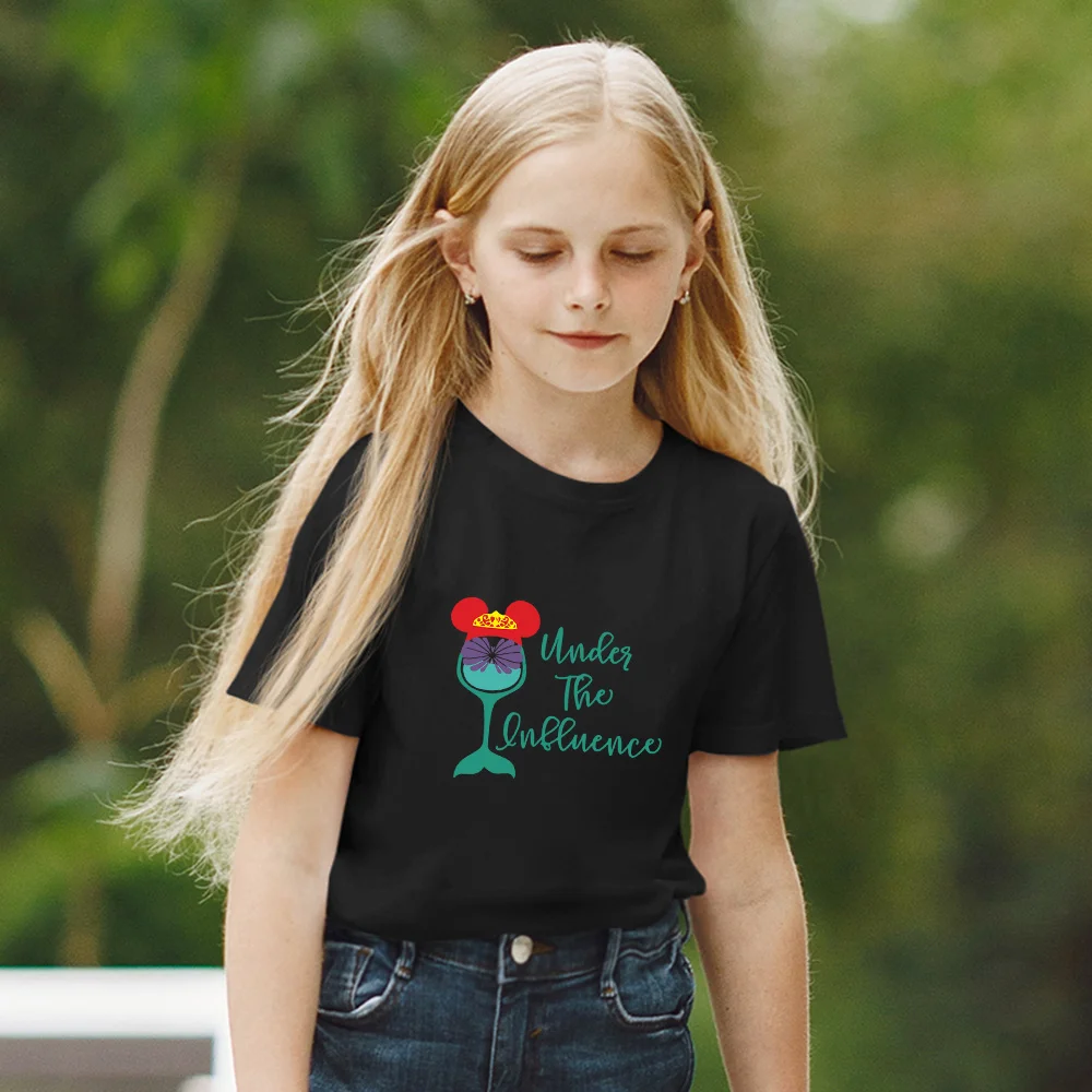 Summer Children's Clothing Fashion Black and White Disney Princess Wine Glass Tshirt Cartoon Harajuku Casual Sports Girl T-shirt
Summer Children's Clothing Fashion Black and White Disney Princess Wine Glass Tshirt Cartoon Harajuku Casual Sports Girl T-shirt