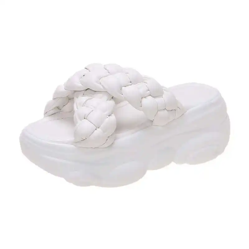Bear bottom high heel sandals women's 2021 summer new Korean Fashion Cross knitting thick bottom muffin slippers
Bear bottom high heel sandals women's 2021 summer new Korean Fashion Cross knitting thick bottom muffin slippers