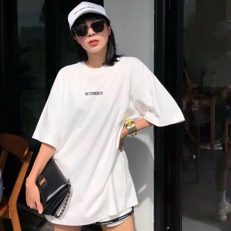oversize vetements short-sleeved loose large version of pure cotton printing tide brand summer men's and women's T-shirt
oversize vetements short-sleeved loose large version of pure cotton printing tide brand summer men's and women's T-shirt