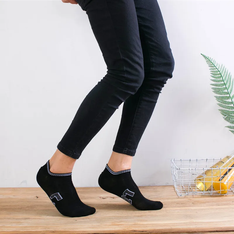 5 Pairs Unisex Men Novelty Letter Digital Stripes Skateboard Socks Cotton Harajuku Hiphop Socks Sox Couple Ankle Sock Meias 
5 Pairs Unisex Men Novelty Letter Digital Stripes Skateboard Socks Cotton Harajuku Hiphop Socks Sox Couple Ankle Sock Meias