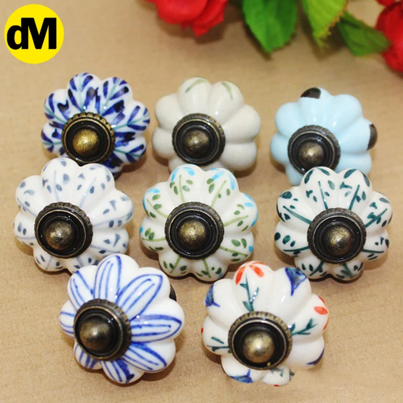 DM 10pcs/Set Chinese Style Drawer Knob 33*38 Hand-Printed Ceramic Blue&White Porcelain Pumpkin Handle Classical Single Hole 2021
DM 10pcs/Set Chinese Style Drawer Knob 33*38 Hand-Printed Ceramic Blue&White Porcelain Pumpkin Handle Classical Single Hole 2021
